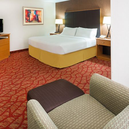 Holiday Inn Express Roseburg By Ihg Екстериор снимка