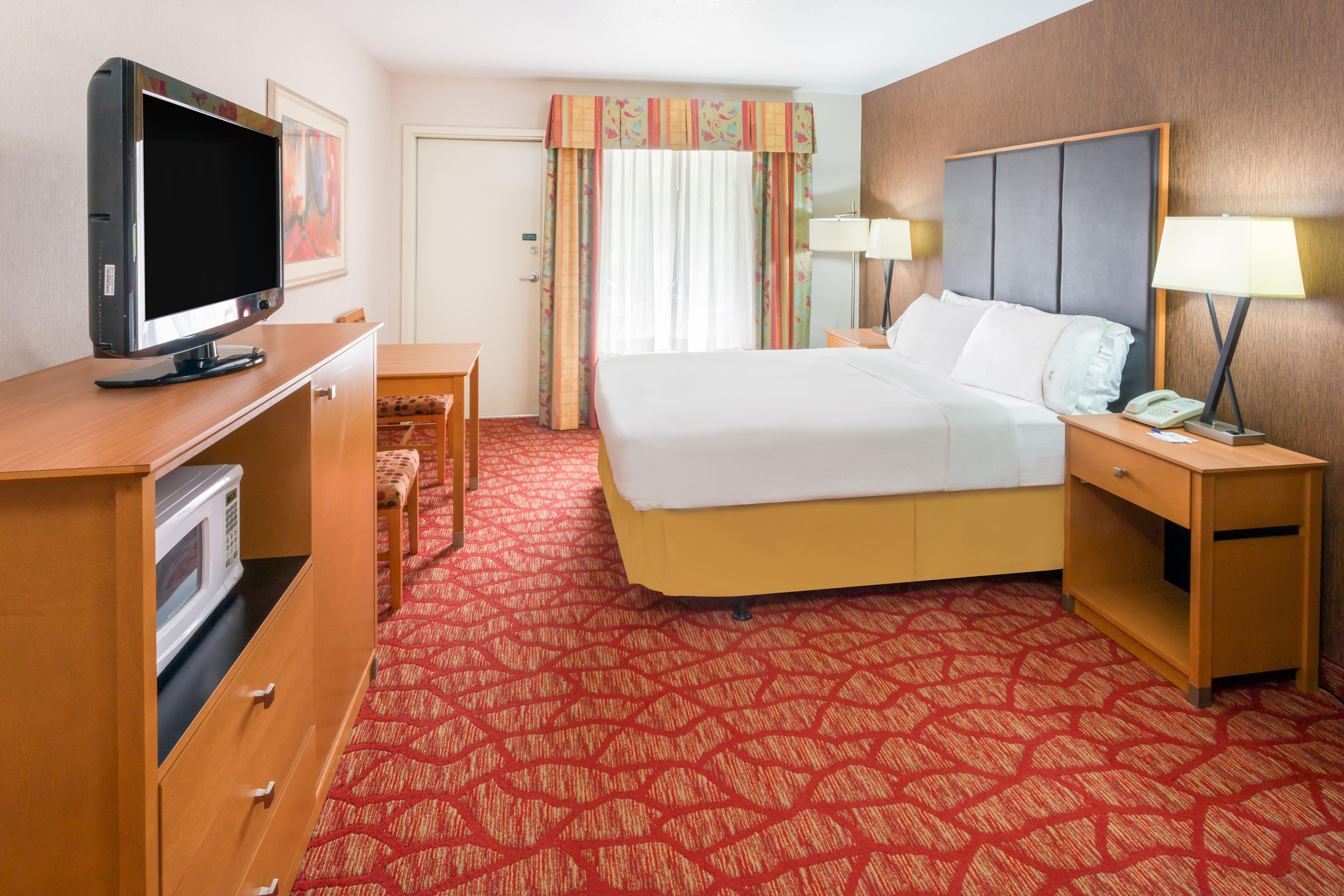 Holiday Inn Express Roseburg By Ihg Екстериор снимка