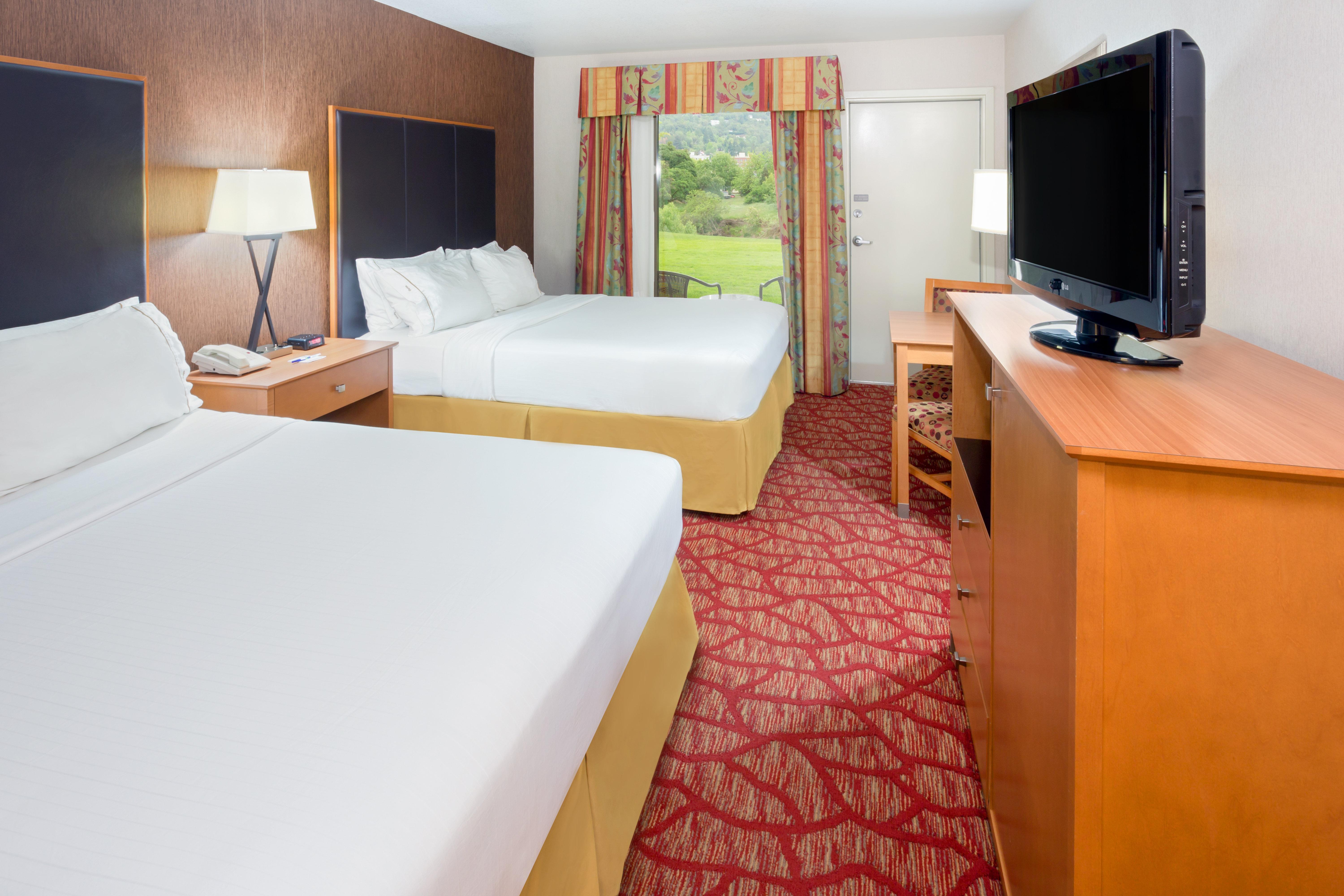 Holiday Inn Express Roseburg By Ihg Екстериор снимка
